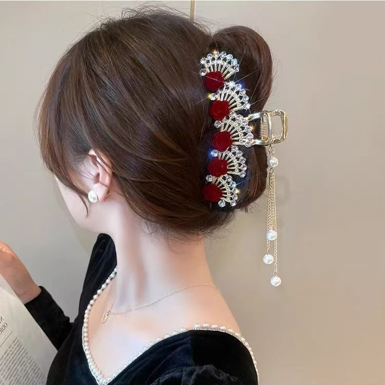 Large Women'S Formal Wear - Vintage Red Floral Rhinestone Hair Clip