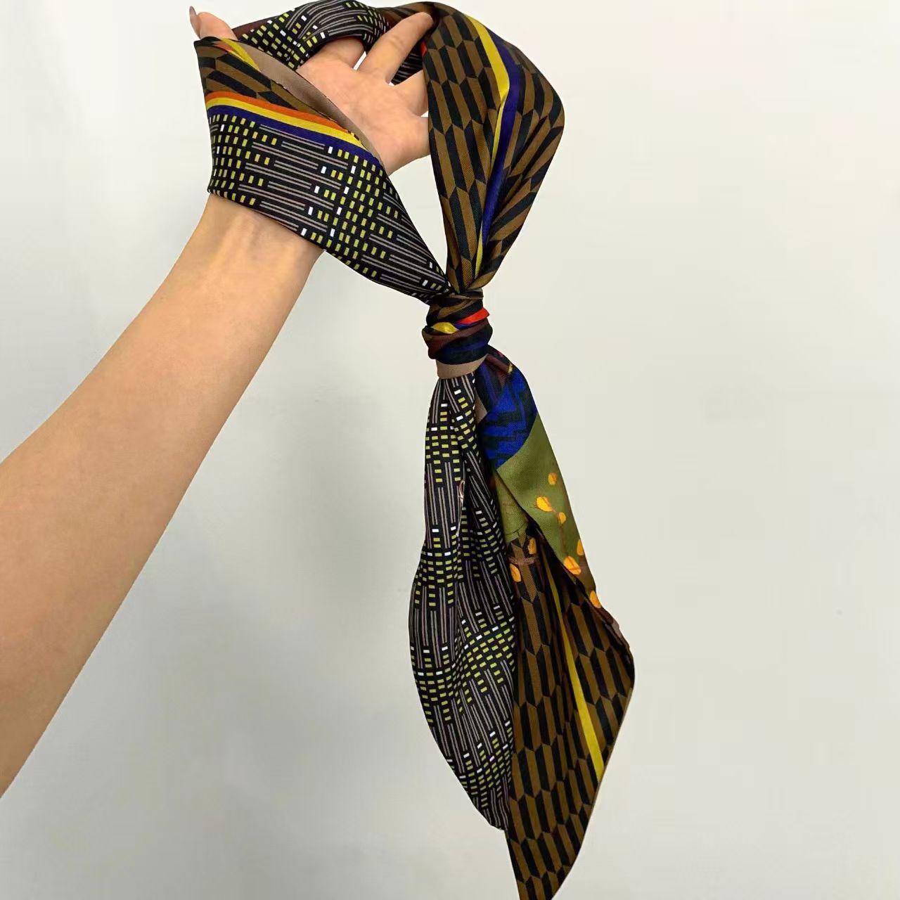 Luxury Print Long Hair Ribbon  - đánh giá và giá Scarf Silk Neck