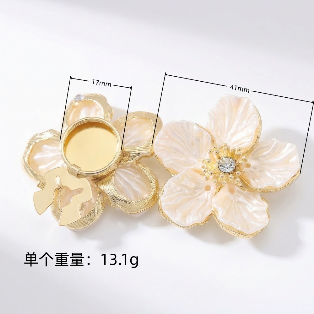 A Pair Vintage Petal Button Co - đánh giá và giá Women Formal Wear Shirts